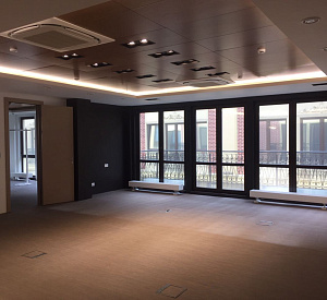 Особняк "Брэдфорд" Здание целиком 1410  Аренда