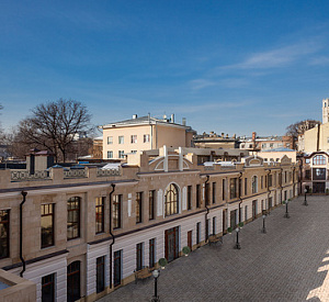 Комплекс "Юсупов Двор" 5 53.0 10 Аренда