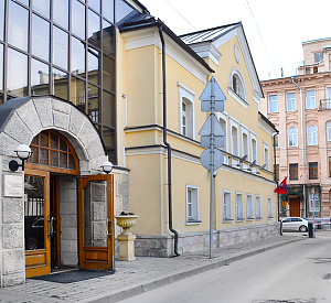 Арбат ул, д 36/2 стр 6, Москва Здание целиком 2690  Продажа